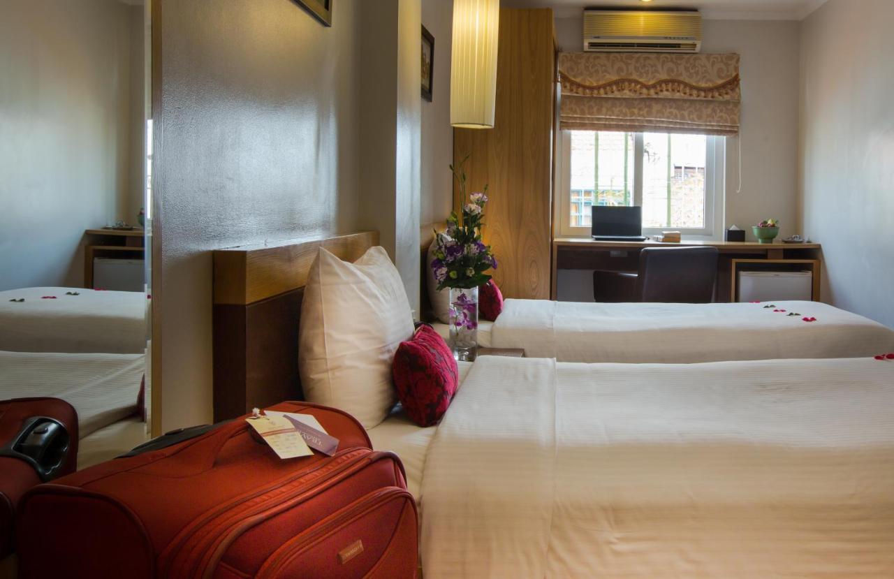 Eliana Ruby Hotel & Travel هانوي المظهر الخارجي الصورة