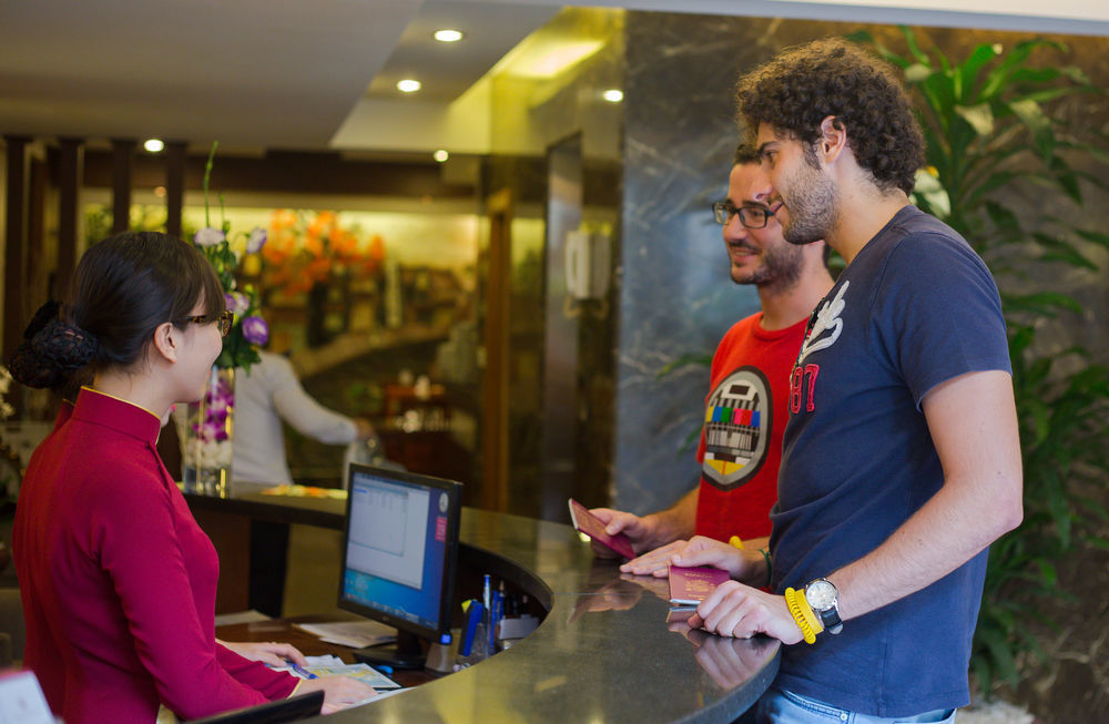 Eliana Ruby Hotel & Travel هانوي المظهر الخارجي الصورة