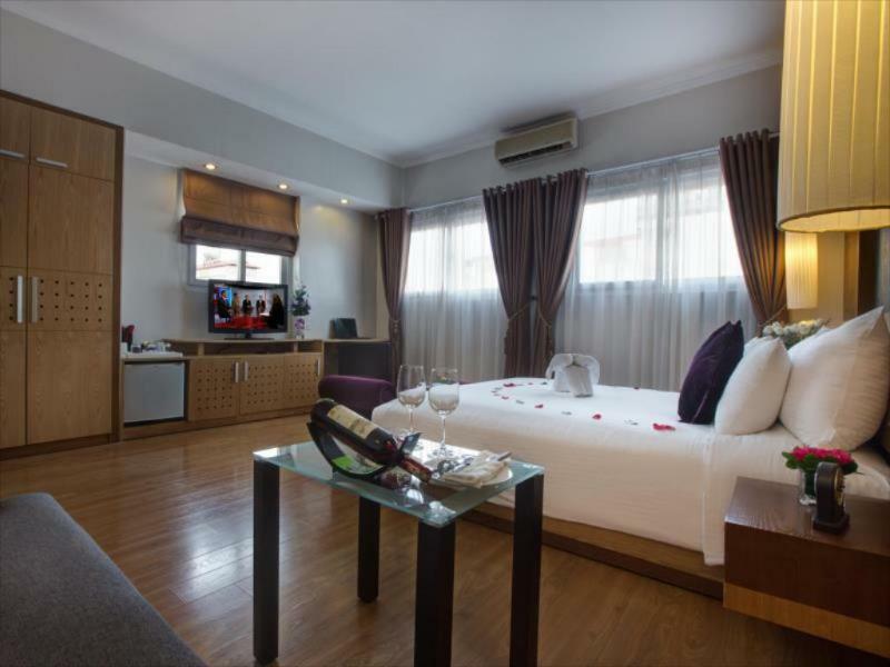 Eliana Ruby Hotel & Travel هانوي المظهر الخارجي الصورة